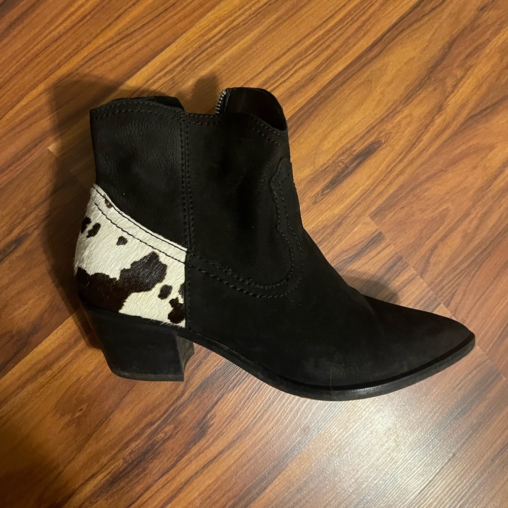 Dolce Vita booties